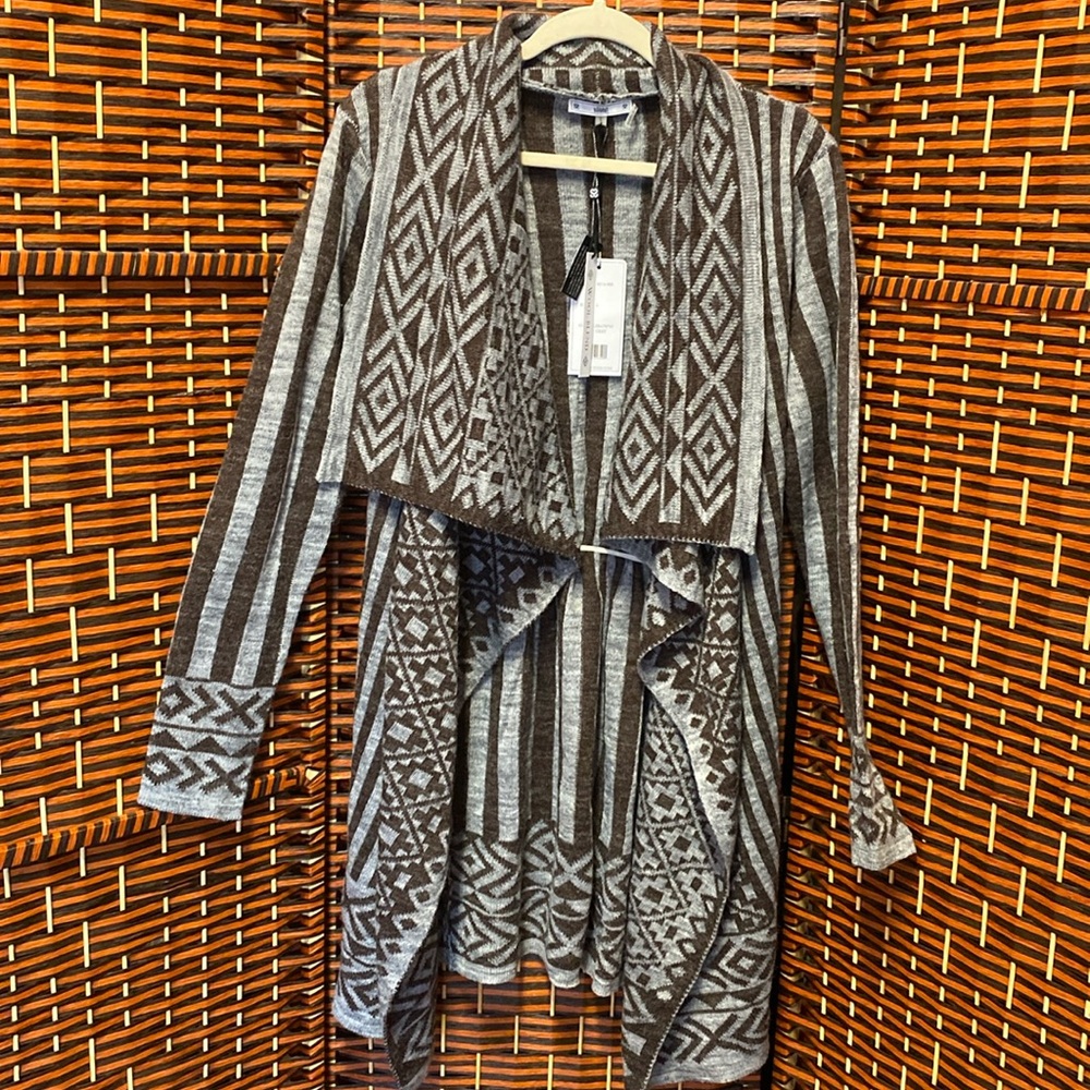 NWT Open knit, wool blend long sleeve cardigan. Aztec and stripeprint.Size large - Picture 2 of 8